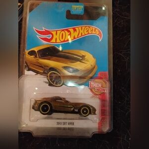 Hot Wheels 2013 SRT Viper Super Treasure Hunt